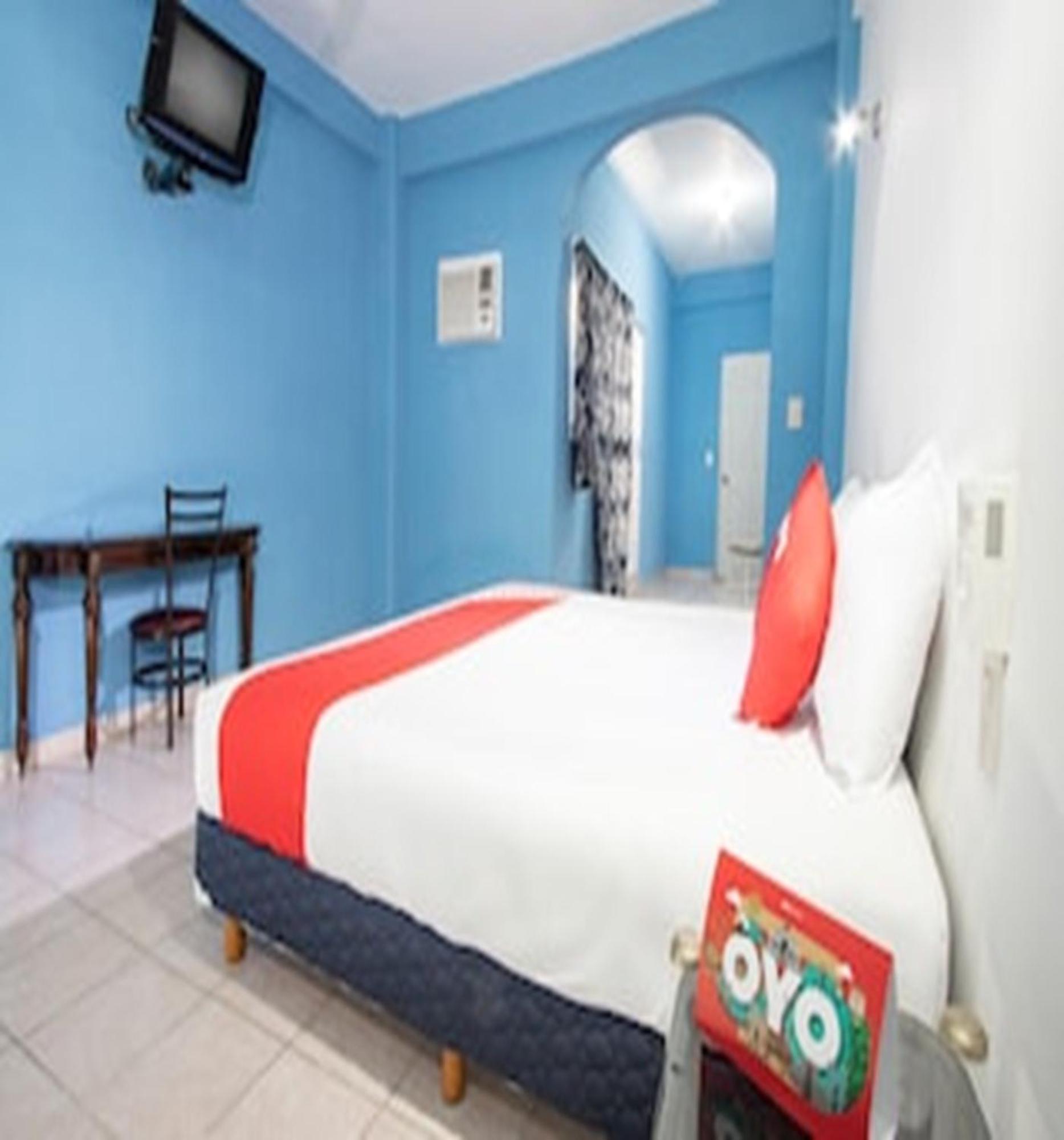 Oyo Hotel Estacion,Jose Cardel,Parque Central Revolucion Экстерьер фото